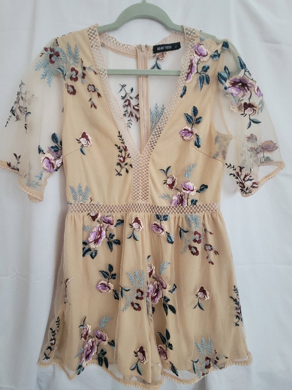 Beau Tissu Embroidered Floral Romper L Large Beige Sheer Mesh Back Boho Festival